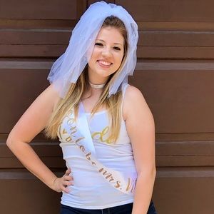 Meet your Posher, Brooke